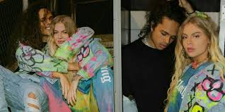 Jun 07, 2021 · a cantora luísa sonza e o humorista whindersson nunes se separaram em abril de 2020, depois de dois anos de casados e quatro de relacionamento. Luisa Sonza Volta A Ser Flagrada Com Vitao E Foto Entrega Assumidos
