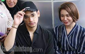 Kedekatan antara afgan dan rossa, selalu saja membuat para netizen beragumentasi bahwa mereka memiliki sebuah. Ultah Ke 29 Ini Kado Yang Diminta Afgan Dari Rossa Tabloidbintang Com