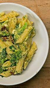 One Pot Broccoli Pasta Have Just Made This For 1 And So Tasty However Changed A Few Things To Make It Less Calorific And A Bit Proper Tasty Food Pasta Dishes