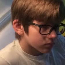 Eric Mack (@ercamck)