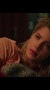 ✨️Así es cómo debes sentirte cuando amas a una persona✨️ Que gran consejo  de la mamá de Felicity #arrowverso #arrow #oliverqueen #felicitysmoak  #olicity #amor_por_arrowverso #arrowverse_por_siempre ...