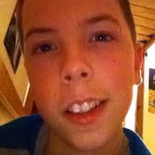 evan denis--jung (@denisevan31)