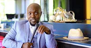 Qiniselo's role is played by luzuko nkqeto, who has been on shows like grassroots, intsika and the road. Stained Glass Tv On Twitter Please Do Follow Our Amazing Cast On Lingashoni Luzuko Nkqeto As Robert Nondumo