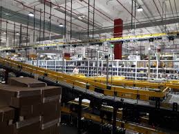 ^ amazon abrirá en toledo su mayor centro logístico de españa. Covid 19 Amazon France Ferme Ses Sites Jusqu Au 5 Mai