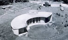 Green Architecture Notes Frank Lloyd Wright And The Solar Hemicycle Jacob Frank Lloyd Wright Architecture Frank Lloyd Wright Frank Lloyd Wright Buildings