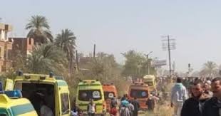 علق الرئيس المصري عبد الفتاح السيسي، على ما وصفه بالحادث الأليم، لاصطدام قطارين في محافظة سوهاج في صعيد مصر. Dt0v 4gwklg5im