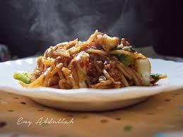 Resepi mee goreng basah yang dikongsi sangat menyelerakan dan juga sesuai untuk dibuat juadah berbuka. Mee Goreng Berasap