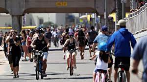 A day pass to this lively pool costs $50; Us Death Toll From Coronavirus Approaching 90 000 Abc News