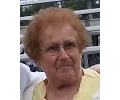 Victoria Mcdade's Instagram, Twitter & Facebook