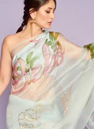 Kareena S Look For Kapil Sharma Show Kareena Kapoor Saree Organza Saree Party Wear Sarees