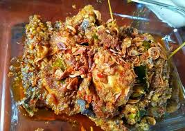 Setelah itu, bebek digoreng kering, kemudian disajikan bersama sambal terasi yang bikin makin lezat. Bahan Bikin Ayam Masak Bumbu Bebek Madura Yang Enak Resepenakbgt Com