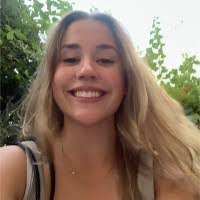 Lana Hewitt's Instagram, Twitter & Facebook