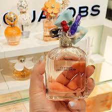 Create an account with lloydspharmacy and get a welcome gift of 15%* off your first order. Marc Jacobs Perfect Edp Spray 100ml With Free Gift