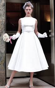 Design Your Own Wedding Dress Online For Free Wedding Dresses For Guests Check Mo Retro Wedding Dresses Tea Length Wedding Dress York Wedding Dress