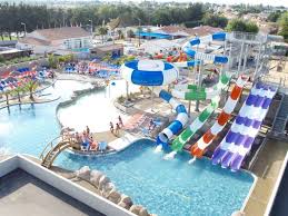 Camping Le Trianon Location En Mobil Home A Olonne Sur Mer Reservation De Vacances Vendee Vacances Vendee Parc Aquatique Camping