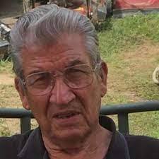 Robert Lovern's Instagram, Twitter & Facebook