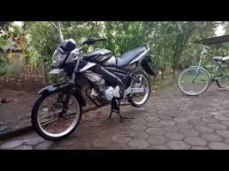N max predator hitam dari pulo. Detail Gambar Vixion Old Modif Jari Jari Minimalis Warna Hitam Youtube