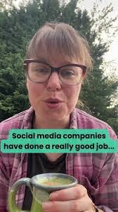 Jesse Dowd's Instagram, Twitter & Facebook