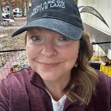 Baking sourdough in a gas RV oven