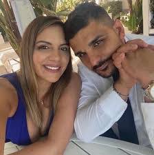 Carmen Everett's Instagram, Twitter & Facebook