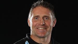 Alan Tait's Instagram, Twitter & Facebook