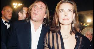 Véritables monstres du cinéma français, carole bouquet et gérard depardieu ont entretenu une relation amoureuse pendant près de dix ans. Carole Bouquet Gerard Depardieu Jean Pierre Rassam Les Hommes De Sa Vie Puretrend