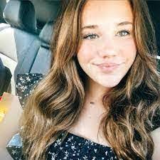 Candi Joyner's Instagram, Twitter & Facebook