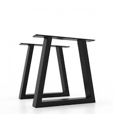 Elle lie les divers éléments de la pièce entre eux et doit donc être choisie avec soin. Pieds De Table Basse Industriel Fabriques Artisanalement