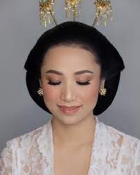 Paes sanggul sasak yogya : Lebih Simpel Ini 10 Ide Make Up Pernikahan Jawa Tanpa Paes Untuk Modern Heritage Wedding