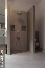 Das Badezimmer Ist Absolut Individuell Den Kundenwunschen Angepasst Entworfen Worden Eine Bodengleic Badezimmer Badezimmer Innenausstattung Offenes Badezimmer