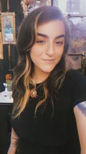 I am looking for work***!!! I am looking for  Administrator/Receptionist/PA/Executive Assistant/Customer Service type  roles. I have 19 years of experience in These types of roles. Ialso have 5  years experience working as