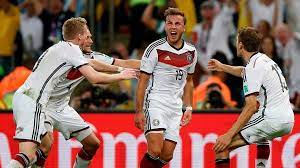 Duitsland en turkije zijn de enige landen die de organisatie van het ek in 2024 op zich willen nemen, zo heeft de uefa bekendgemaakt. Duitsland Krijgt Ek Voetbal 2024 Toegewezen Voetbal Telegraaf Nl