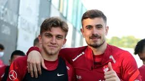 Feb 03, 2020 · dorukhan toköz, sevgilisi cansu gezer'i tehdit etti 03.02.2020 09:30 beşiktaş'ın yıldız futbolcusu dorukhan toköz hakkındaki son dakika haberine göre genç oyuncu, sevgilisi cansu gezer'i tehdit etti. Dorukhan Harika Fotomac