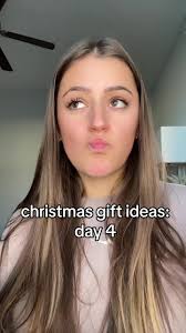 Day 4 of #giftmas 🎄🎅🏼🎁 @Rotten Gummy Worms #healthycandy  #christmaslistideas #whattobuyforchristmas #girlfriendchristmasgifts  #megdiem #grwmeg #findyourcolorswithmeg #christmasgiftideas