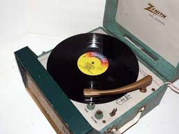 1950s Zenith Suitcase Portable Record Player Etsy Portable Record Player Record Player Vintage Record Player