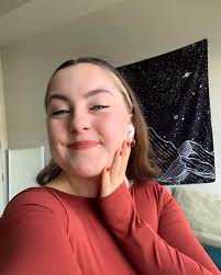 Hannah Keating (@iamjustkeating) • Instagram photos and videos