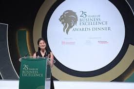 Mpa Singapore On Twitter A Proud Moment For Maritimesg When Ms Quah Ley Hoon Chief Executive Of Mpa Received The Innovation Excellence Award From Mr Chan Chun Sing Minister For Trade And