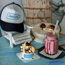 Hello Weekend It S A Perfect Day For Some Ice Cream Treats Time To Go To Creamerybali And Get Some Of Those Yum Ice Cream Treats Ice Cream Sandwich Sundae