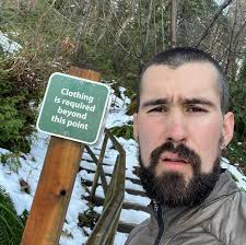 A 2022 variety show 🥲