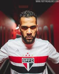 São paulo futebol clube, commonly referred to as são paulo, is a professional football club in the morumbi district of são paulo, brazil, founded in 1930. Sao Paulo 2020 21 Home Away Kits Released Footy Headlines