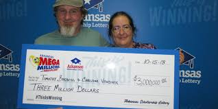 Numbers are picked at 11:00 pm tuesday and friday nights. Arkansas Woman Wins 3 Million In Mega Millions Drawing