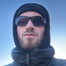 Jade Walton (@jadewalton_)