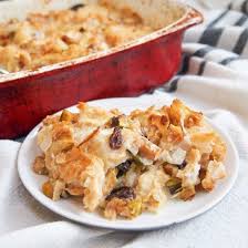 Umm Ali Is Easy To Make And Is Very Much Like A Bread Pudding With Nuts And Dried Fruit Mixed In So Tasty Bread Pudding Egyptian Bread Cooking Ingredients