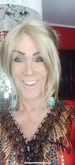 Welcome every one to Alfie's page, Bloomers was the longest running show in  Auckland at that time 🥰🥰