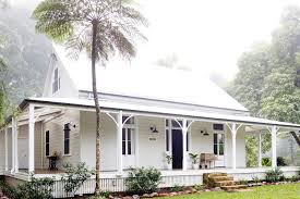 Bencluna Estate Byron Bay Hinterland Houses For Rent In Eureka New South Wales Australia In 2020 White Beach Houses Beach House Decor Beach Cottage Decor