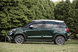 Compared to the fiat 500 (aka the cinquecento), the 500l has 42 percent more interior space. Fiat 500l Cross Fein Aufgemobelt Und Vernetzt Ace