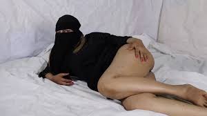 Perv Curvy Arab Hottie Wanna Get Dicked Hard By Her Fiancé While He Mom Is  Not Home