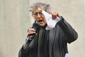 He says whatever you think you know it's wrong. London Underground Piers Corbyn Sparks Fury As He S Filmed Ripping Down Social Distancing Signs On The Piccadilly Line Mylondon