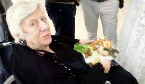 Sinema ve tiyatro oyuncusu olan ayten erman tosun paşa, en büyük . Eyfmceuxymgt3m