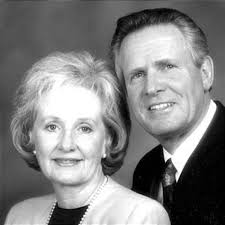 New visitors center directors